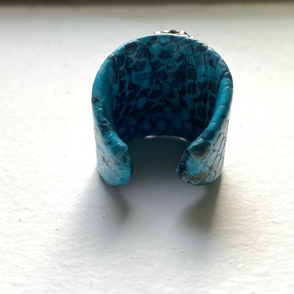 Statement ring. - Picture 3 of 3